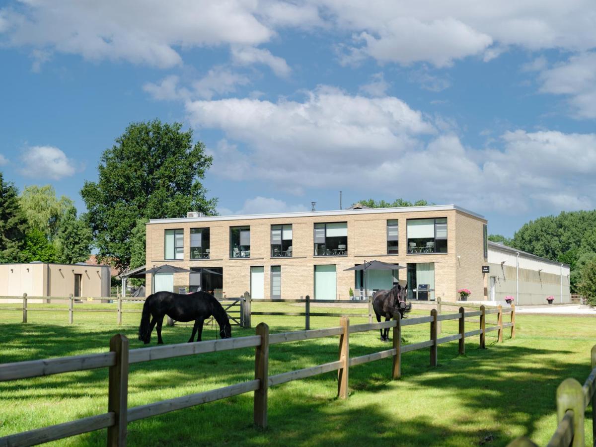 B & B St-Hubert Sint-Martens-Lennik Exterior photo